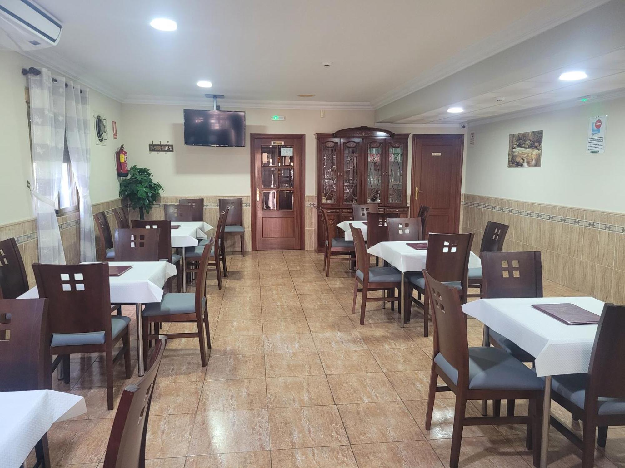 Hostal Restaurante El Paraiso Don Benito Exterior foto